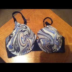 Undies 38DD bra